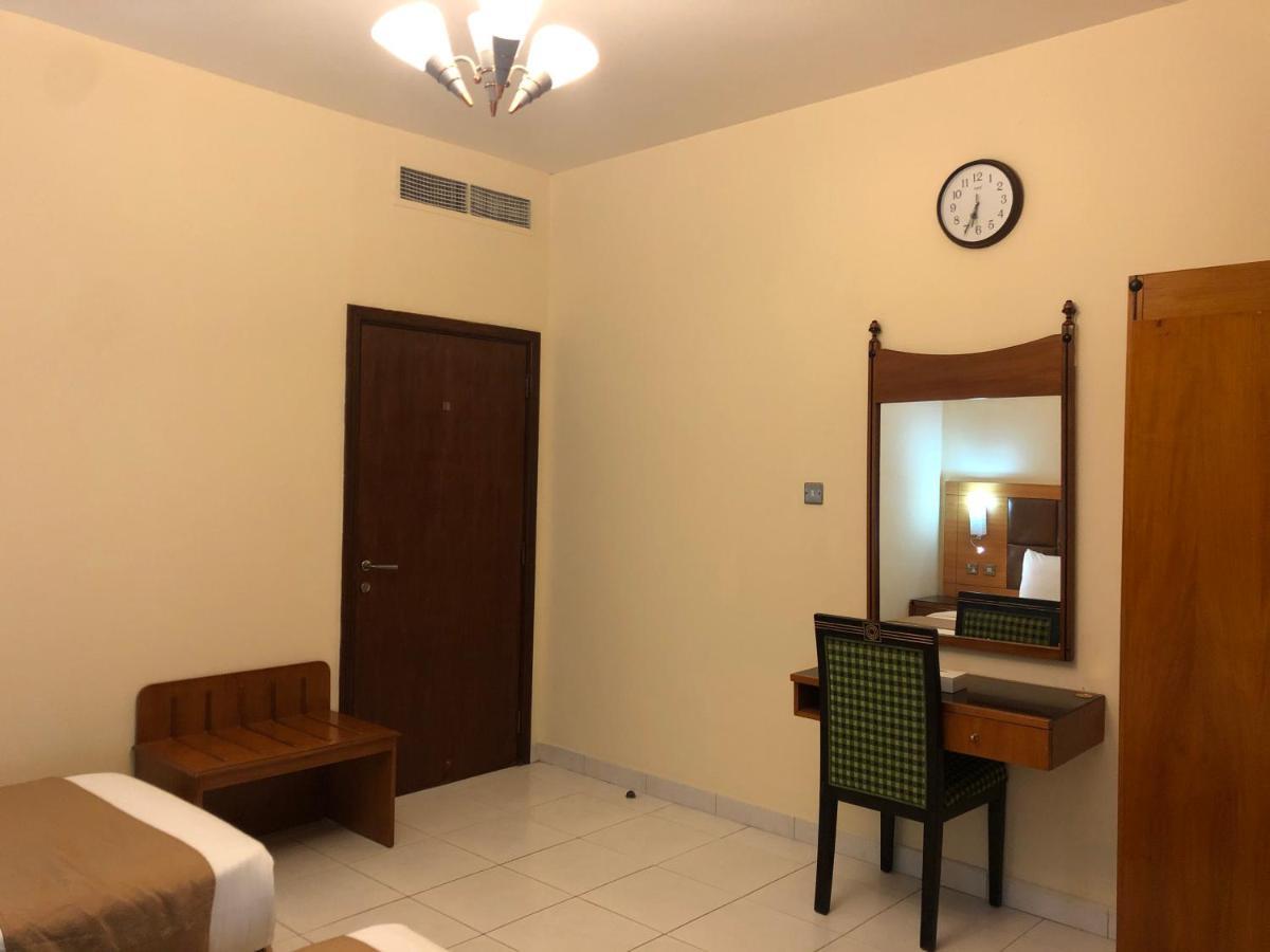New Royal Mark Hotel Apartments Dubai Bagian luar foto