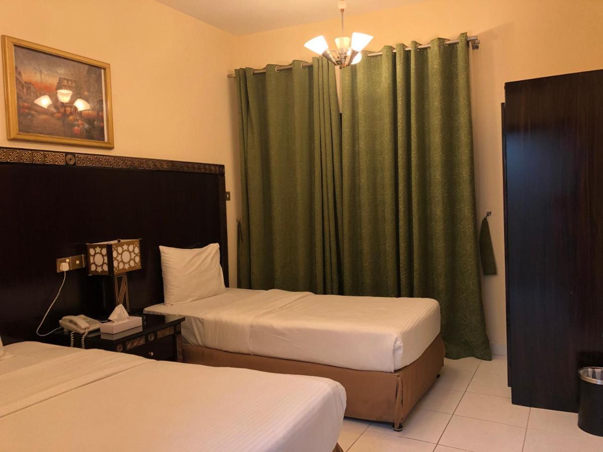 New Royal Mark Hotel Apartments Dubai Bagian luar foto